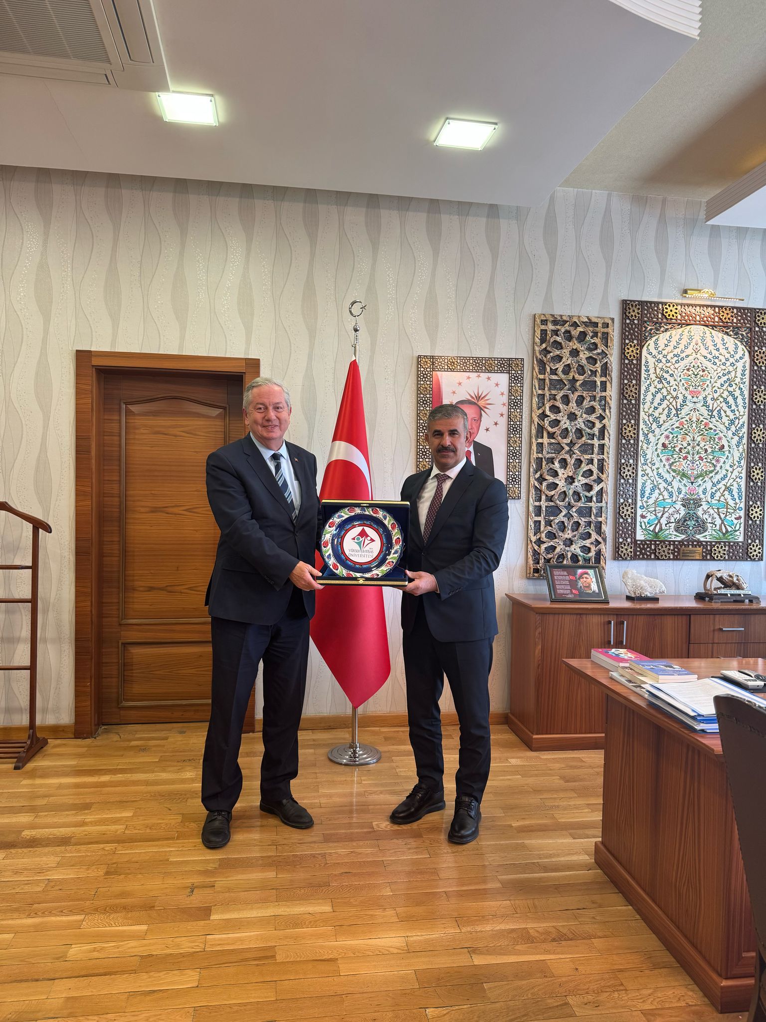 Rektörümüz Çankırı Karatekin Üniversitesi Rektörünü Ziyaret Etti