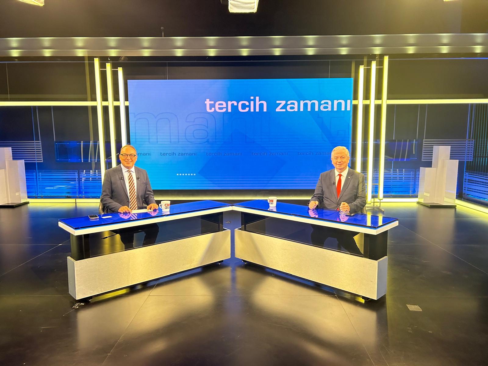 Rektörümüz Prof. Dr. Kadirhan SUNGUROĞLU, CNNTÜRK' te  Yayınlanan Tercih Zamanı Programına Konuk Oldu