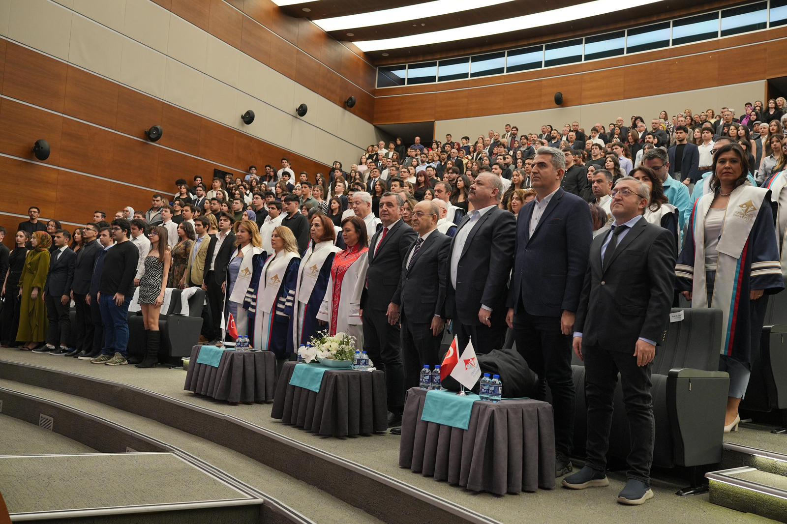 YİÜ Tıp Fakültesi’nde Akademik Yükseltme ve Beyaz Önlük Töreni