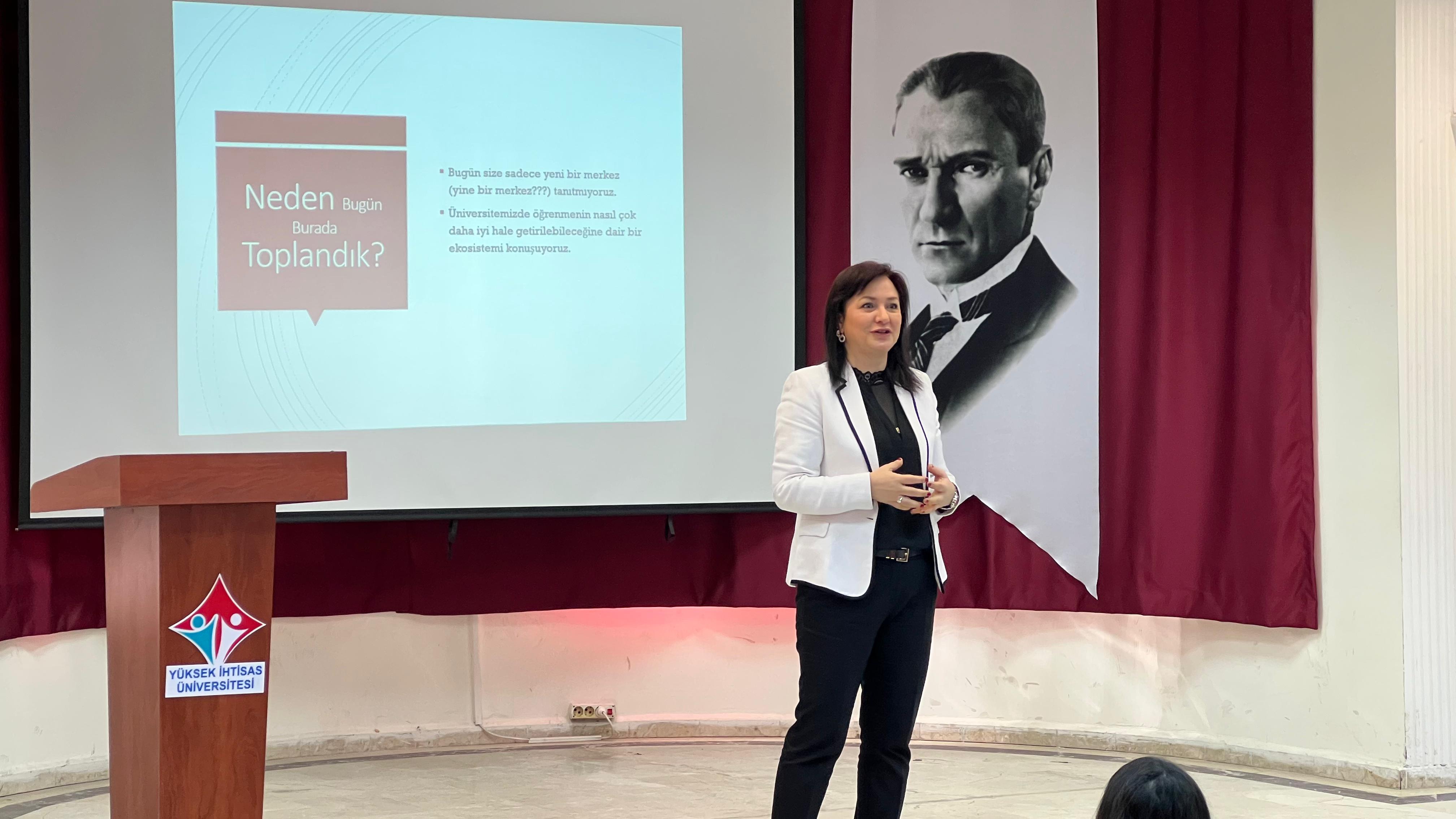 Öğrenme ve Öğretme Merkezi Bilgilendirme Sunumları Yapıldı