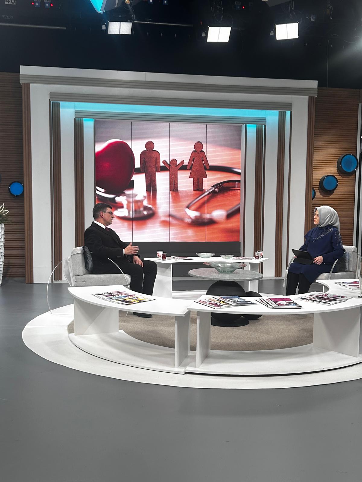 Prof. Dr. Gökhan ÇAKMAK, TRTTürk ekranlarında yayınlanan Sağlık Olsun Programına Canlı Yayın Konuğu Oldu