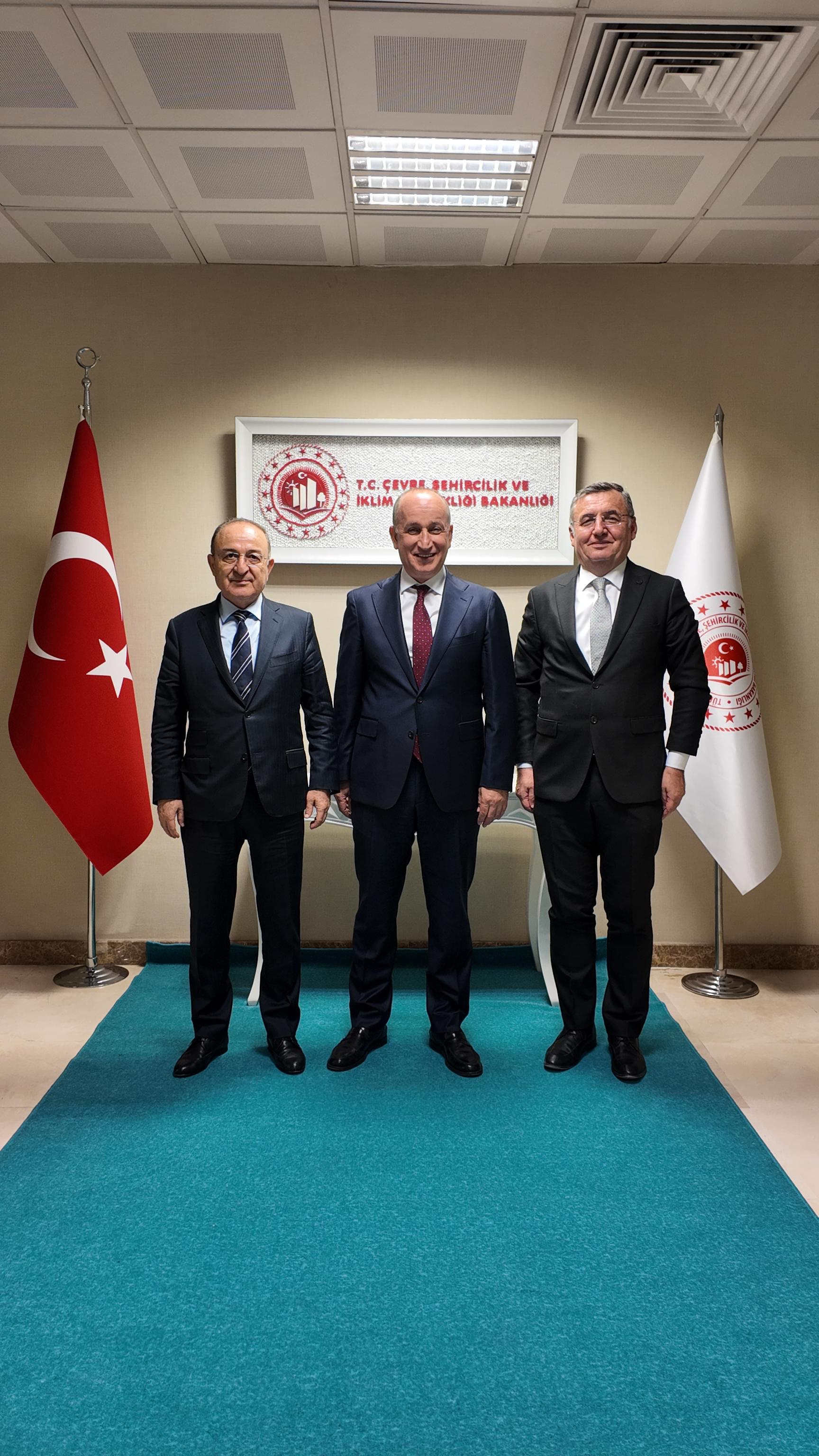 Mütevelli Heyet Başkanımız ve Başkan Yardımcımız, Çevre Şehircilik ve İklim Değişikliği Bakan Yardımcısına Ziyarette Bulundular