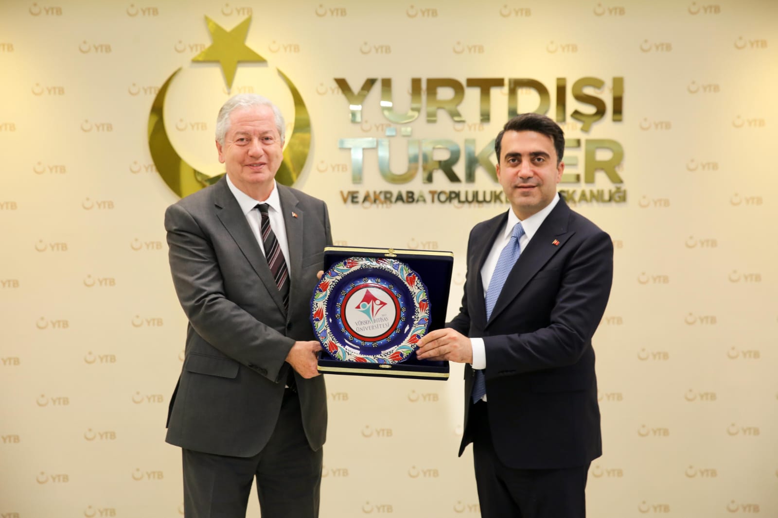 Rektörümüzden Yurtdışı Türkler ve Akraba Topluluklar Başkanına Ziyaret